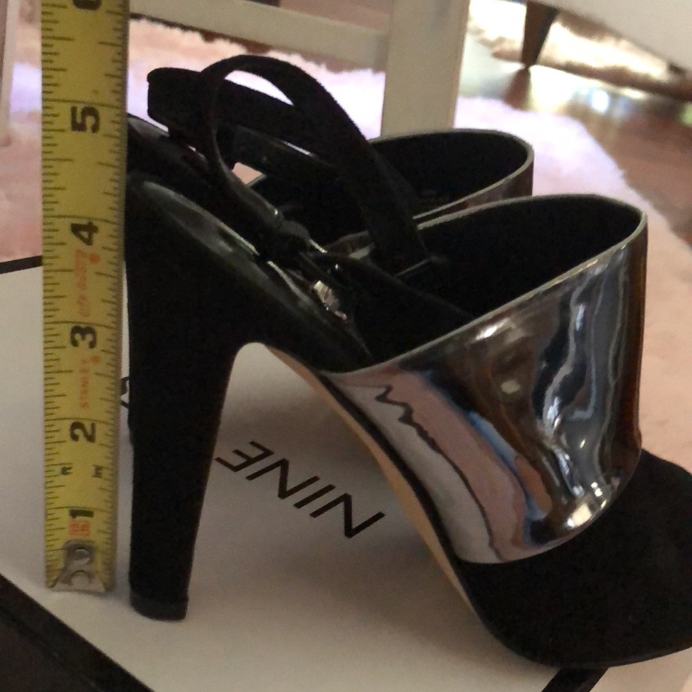 Nine West - Picture 3 of 4